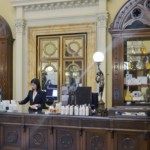 Acheter Pharmacie des Médicis, une vieille dame qui se porte bien Pharmacie des Médicis, une vieille dame qui se porte bien