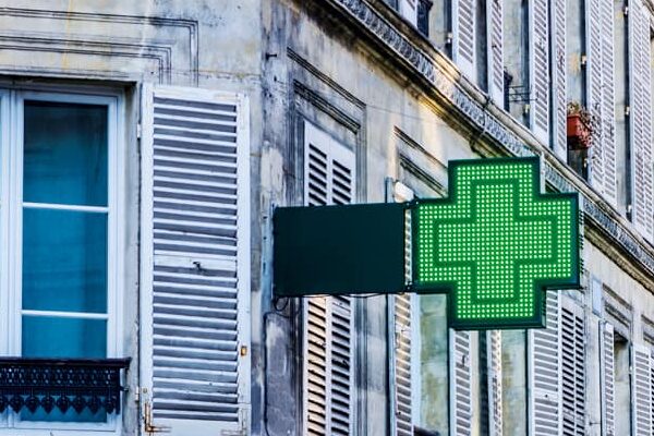 Jeunes pharmaciens, c’est le moment, installez-vous !