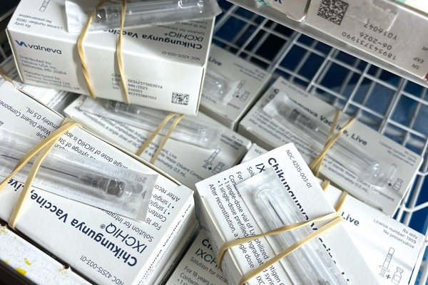 Pharma versus chikungunya : le combat réunionnais